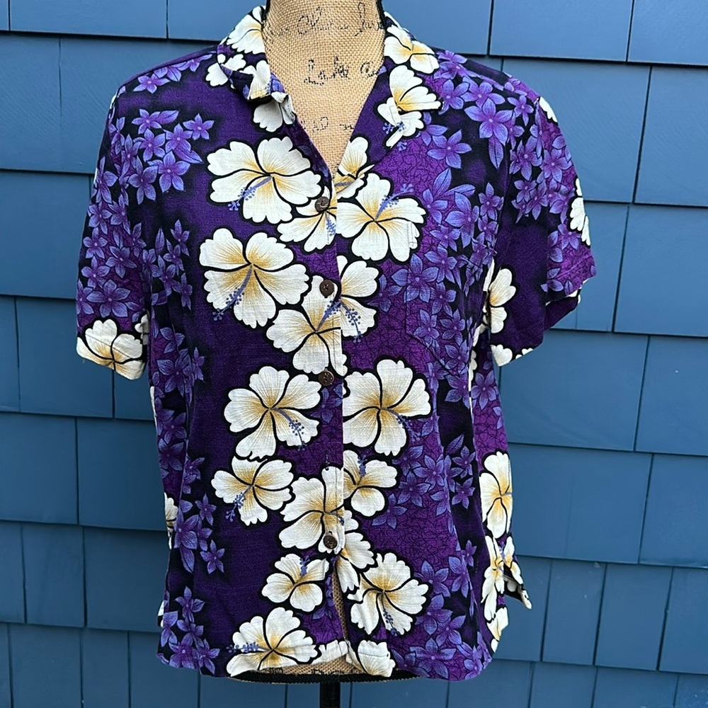 💜🤍💜Vintage Hilo Hatties purple cream Hawaiian top shirt large runs small